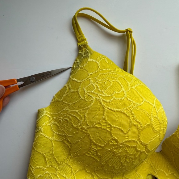 Victoria's Secret 34C Bright Colors set of 5 Push-Up Bras, Flawed - Picture 14 of 16